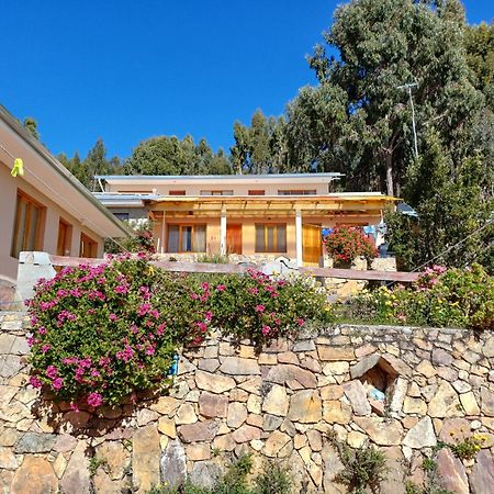 Hostal Tawri Isla del Sol Exterior foto