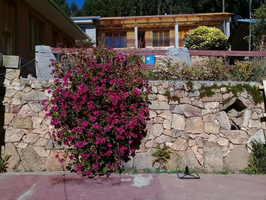 Hostal Tawri Isla del Sol Exterior foto