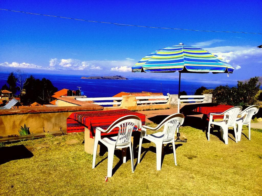 Hostal Tawri Isla del Sol Exterior foto